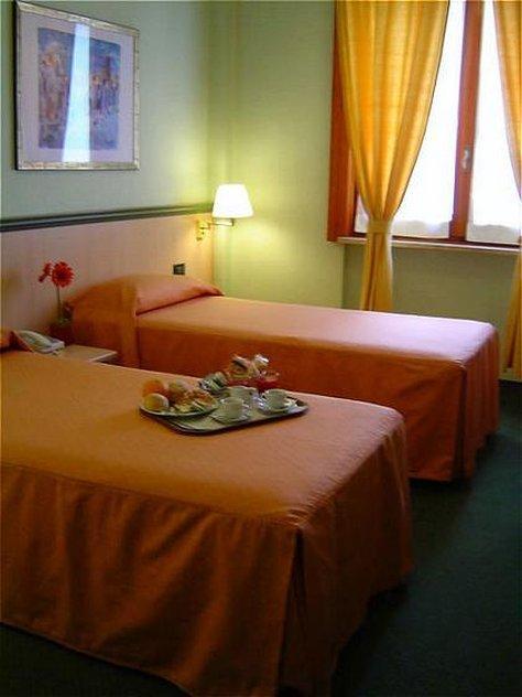 Hotel Scala Nord Milano Phòng bức ảnh